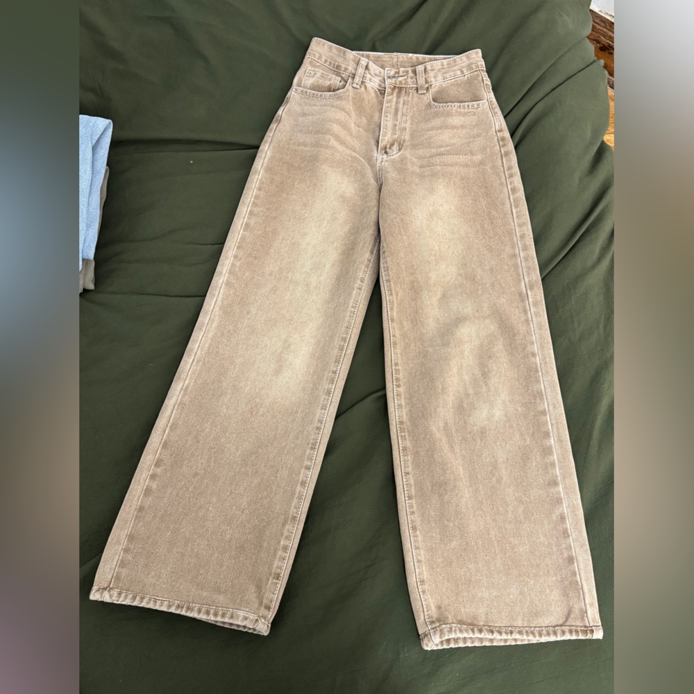 SHEIN Women's Light Brown Straight Leg Jeans